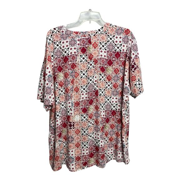 Chicos Patchwork Flutter Sleeve Top Chico's Size 3 Geometric Flowy Hi-Lo - Picture 1 of 8